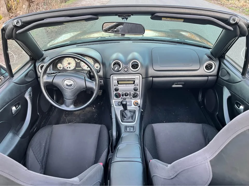 2005 Mazda NB MX-5 Miata - Image 9 of 11