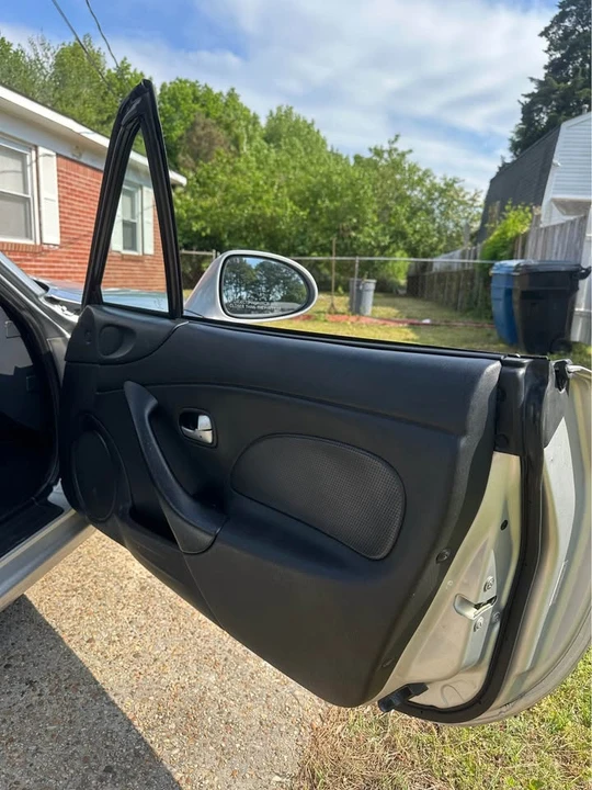 2005 Mazda NB MX-5 Miata - Image 9 of 18