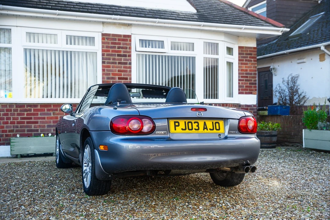 2005 Mazda NB MX-5 Miata - Image 22 of 30