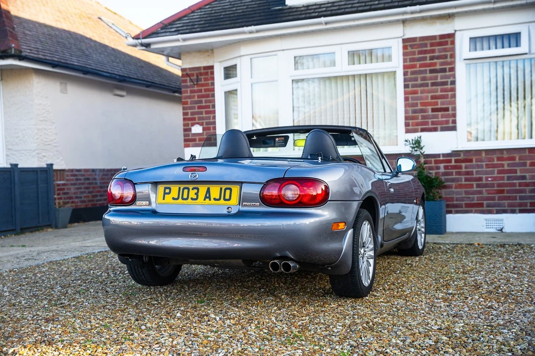 2005 Mazda NB MX-5 Miata - Image 17 of 30