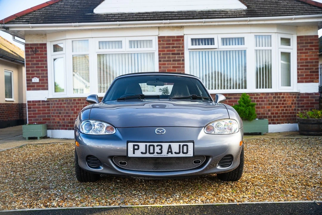 2005 Mazda NB MX-5 Miata - Image 4 of 30