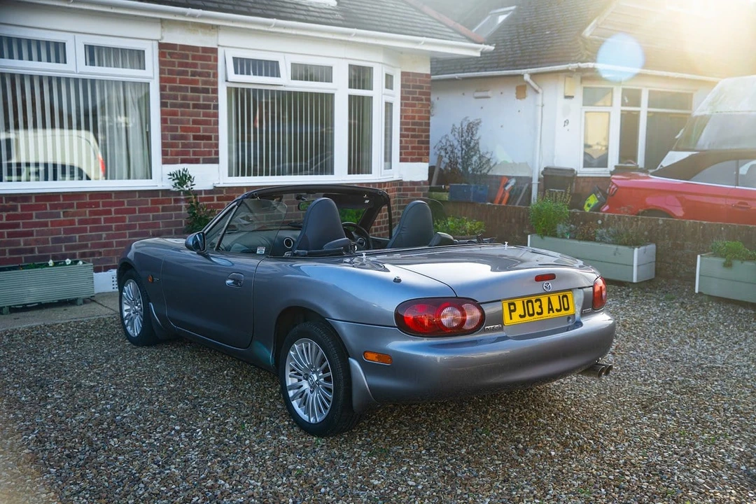 2005 Mazda NB MX-5 Miata - Image 23 of 30