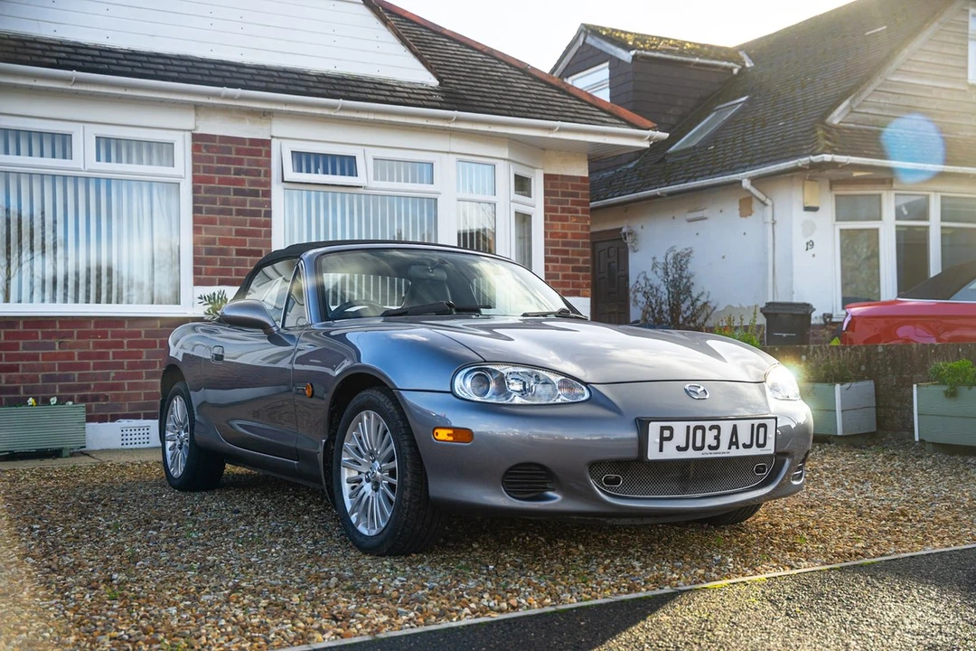 2005 Mazda NB MX-5 Miata - Image 28 of 30