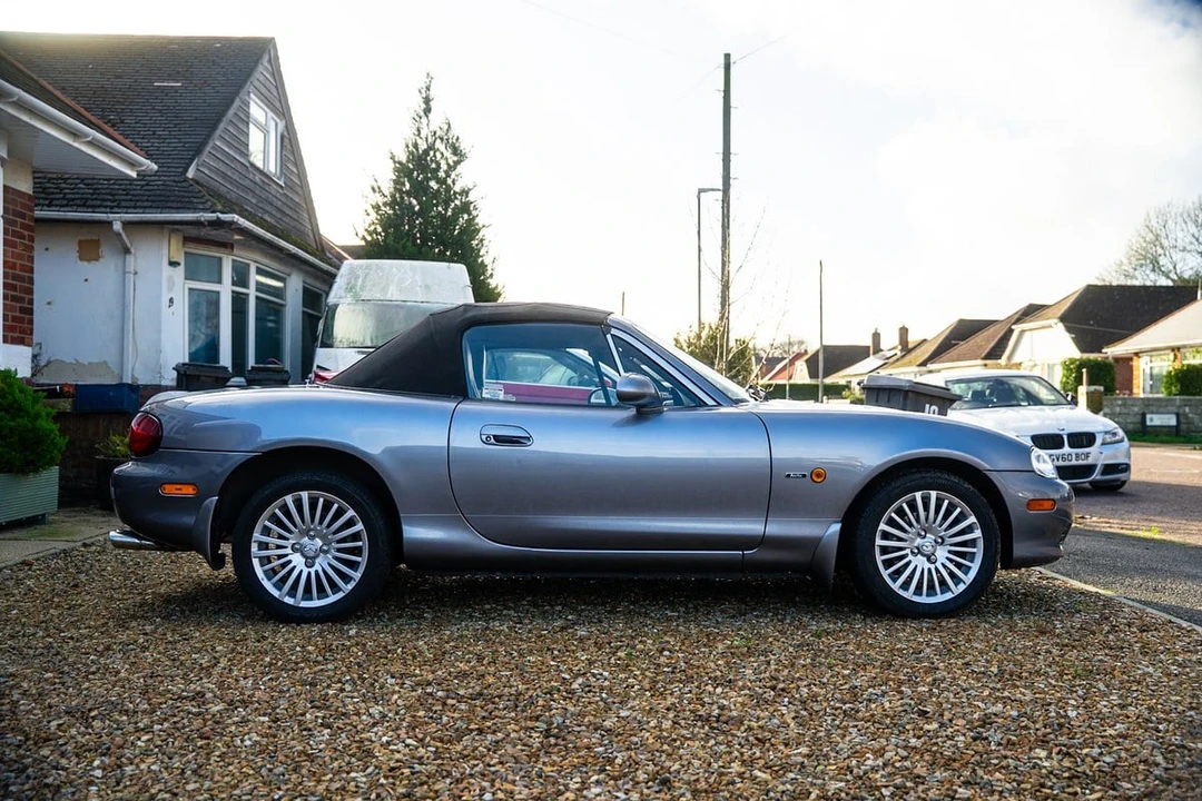 2005 Mazda NB MX-5 Miata - Image 3 of 30