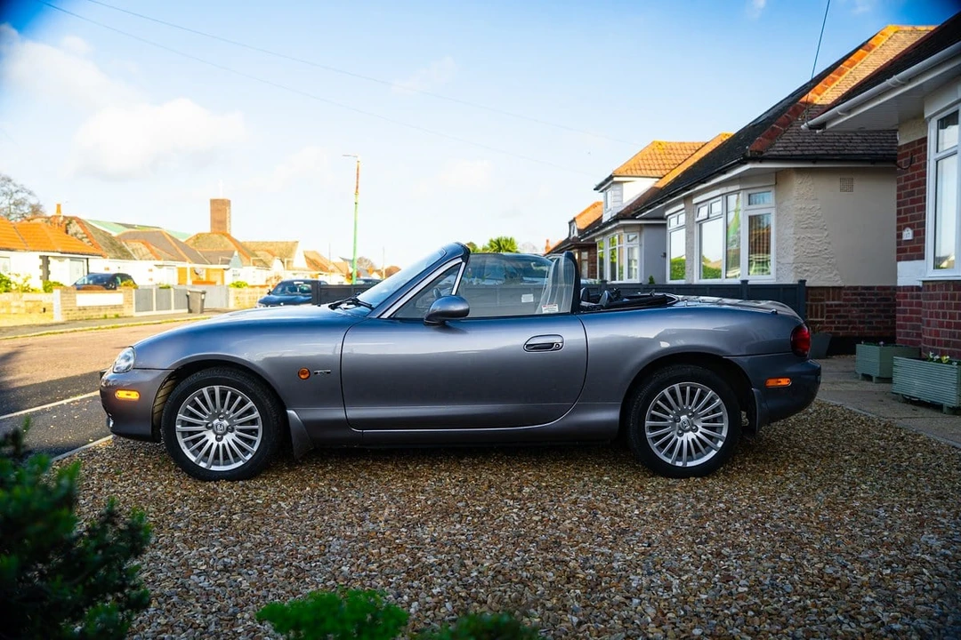 2005 Mazda NB MX-5 Miata - Image 14 of 30