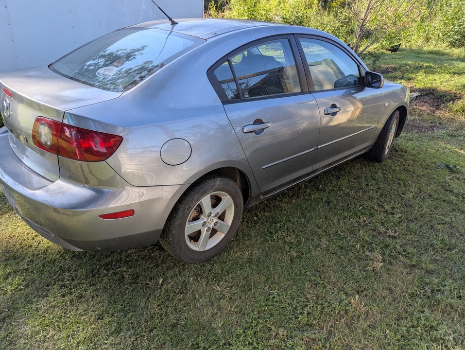 2005 Mazda Mazda 3 1st Gen - Image 10 of 10