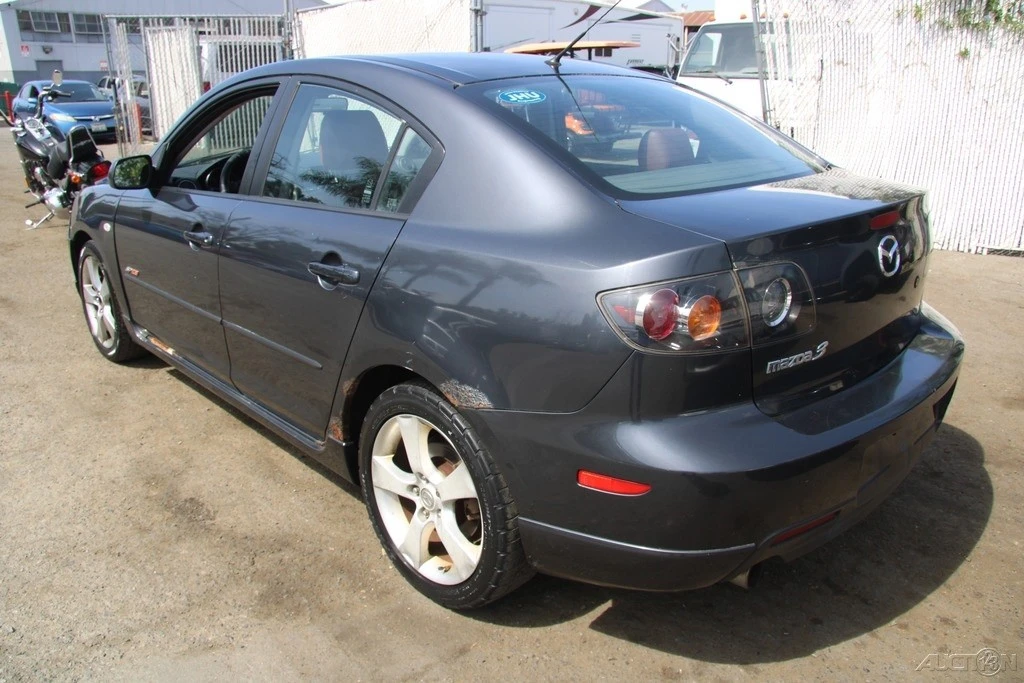 2005 Mazda Mazda 3 1st Gen - Image 5 of 21