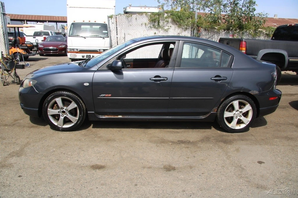 2005 Mazda Mazda 3 1st Gen - Image 3 of 21