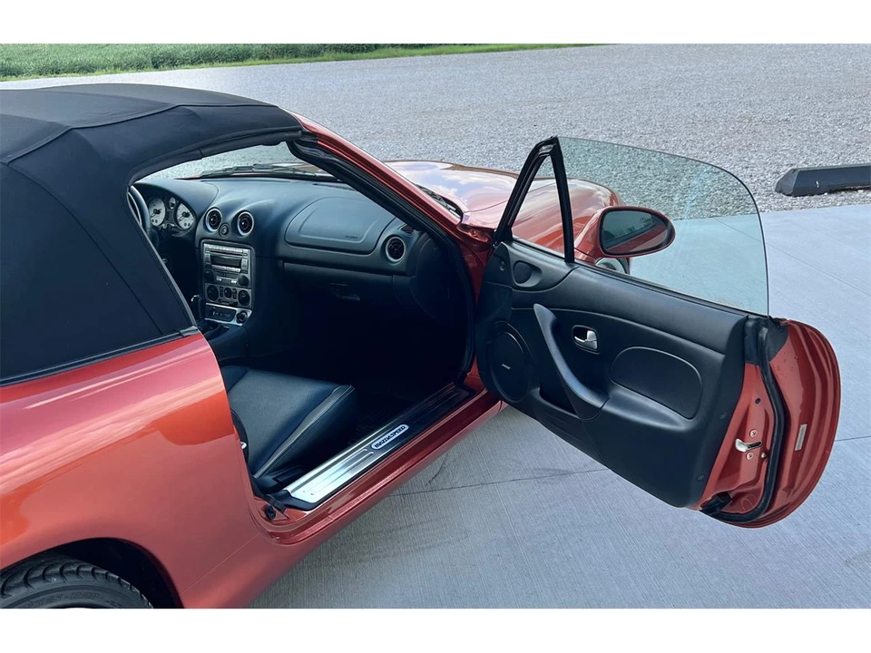2005 Mazda NB Mazdaspeed MX-5 Miata - Image 23 of 31