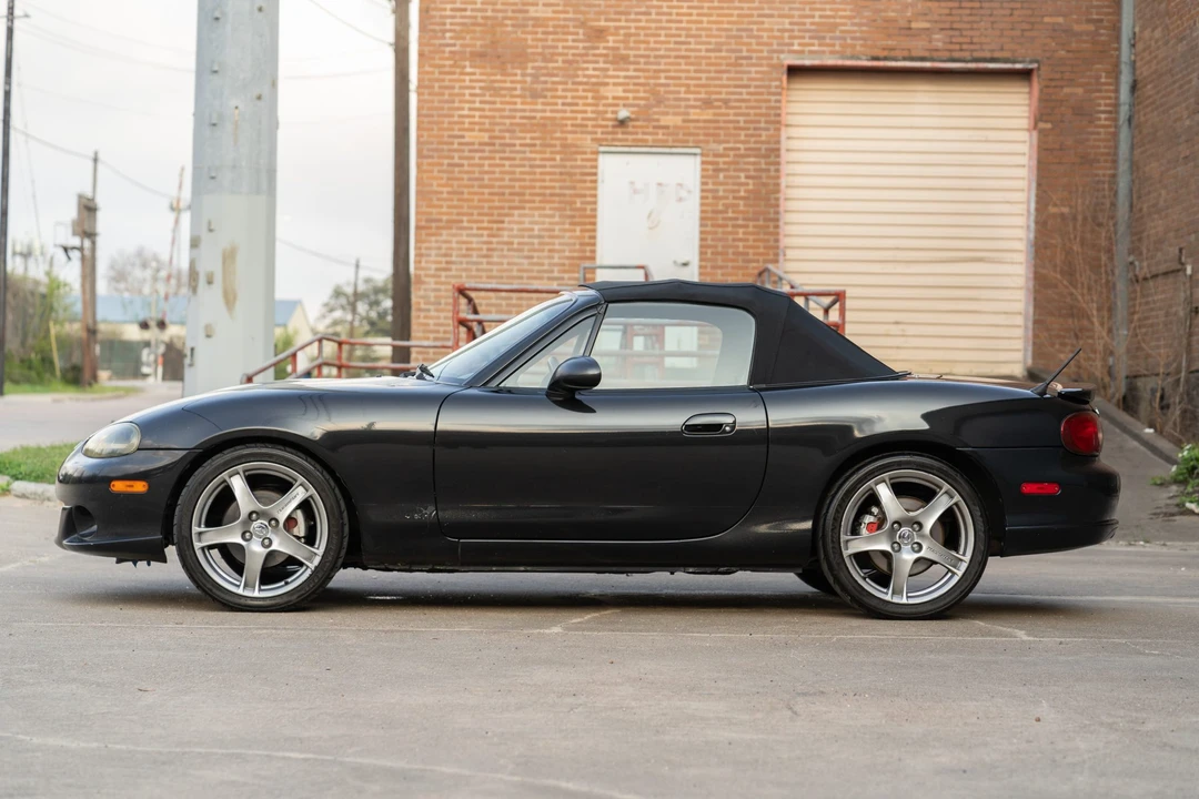 2005 Mazda NB Mazdaspeed MX-5 Miata - Image 17 of 31