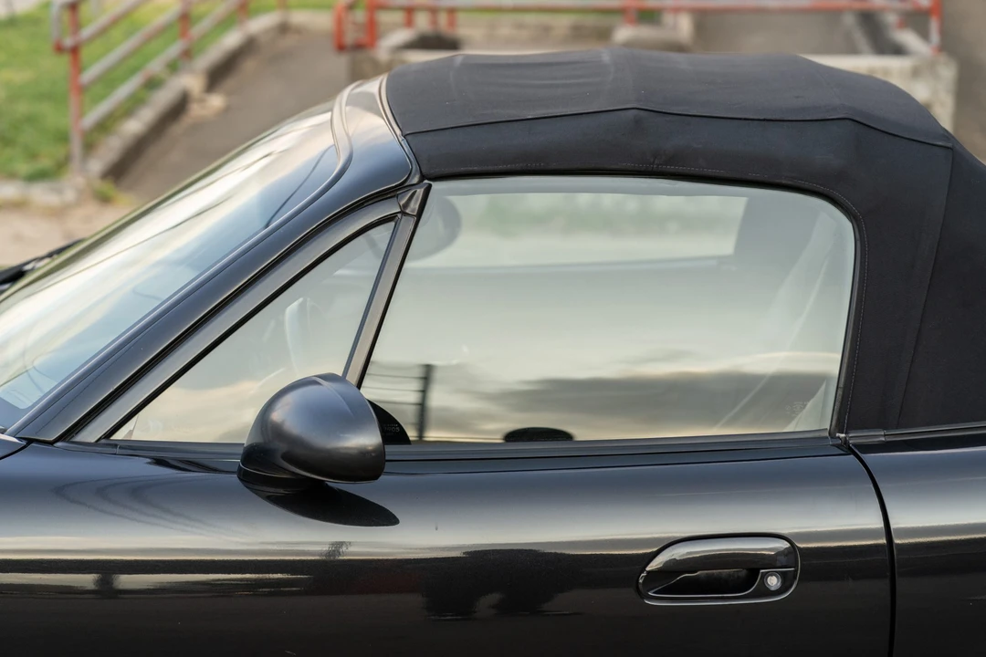 2005 Mazda NB Mazdaspeed MX-5 Miata - Image 18 of 31