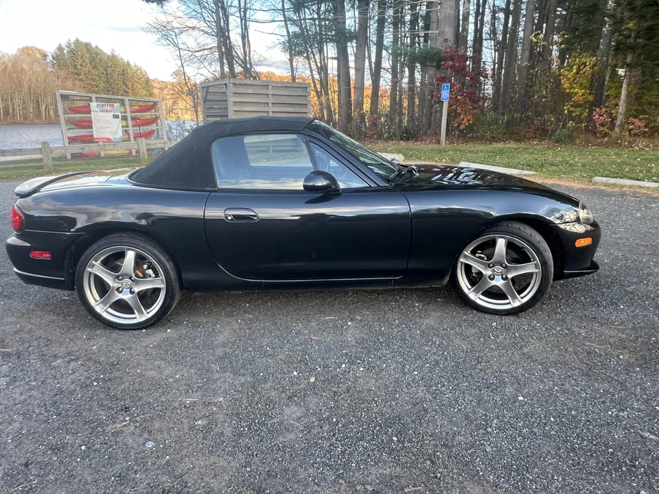 2005 Mazda NB Mazdaspeed MX-5 Miata - Image 16 of 31