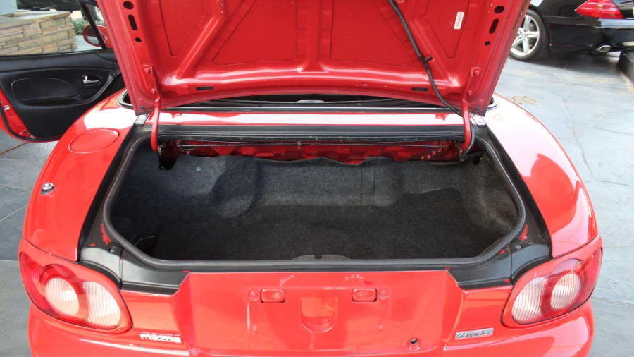 2005 Mazda NB MX-5 Miata - Image 12 of 16