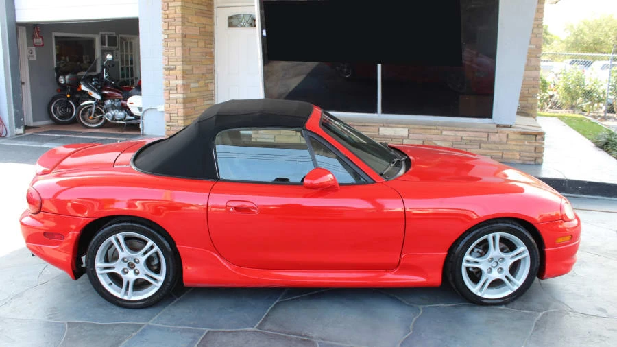 2005 Mazda NB MX-5 Miata - Image 14 of 16