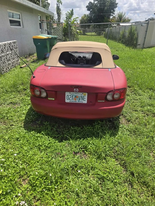 2005 Mazda NB MX-5 Miata - Image 4 of 12