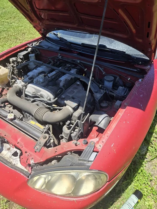 2005 Mazda NB MX-5 Miata - Image 11 of 12
