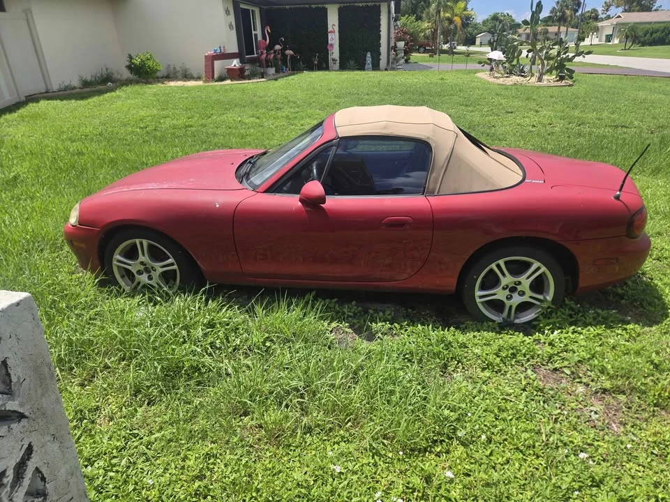 2005 Mazda NB MX-5 Miata - Image 2 of 12
