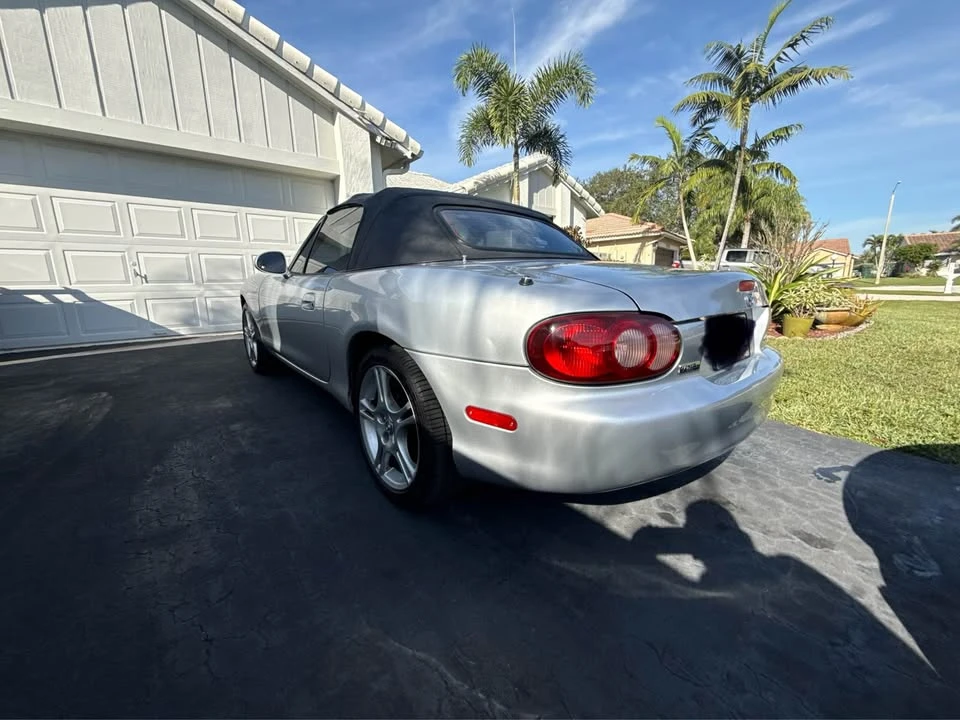 2005 Mazda NB MX-5 Miata - Image 7 of 8