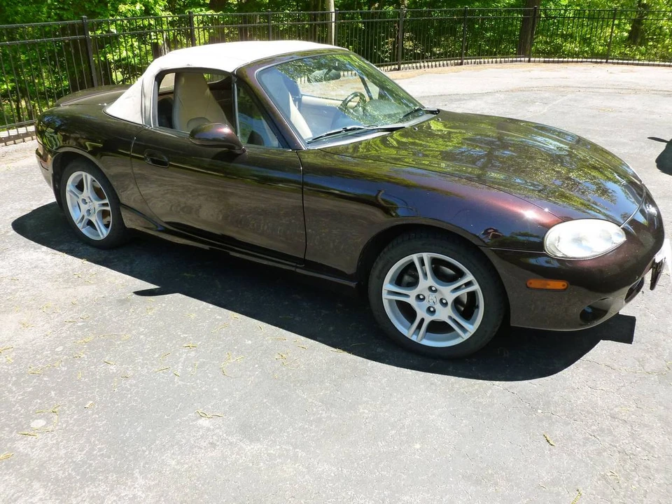 2005 Mazda NB MX-5 Miata - Image 5 of 7