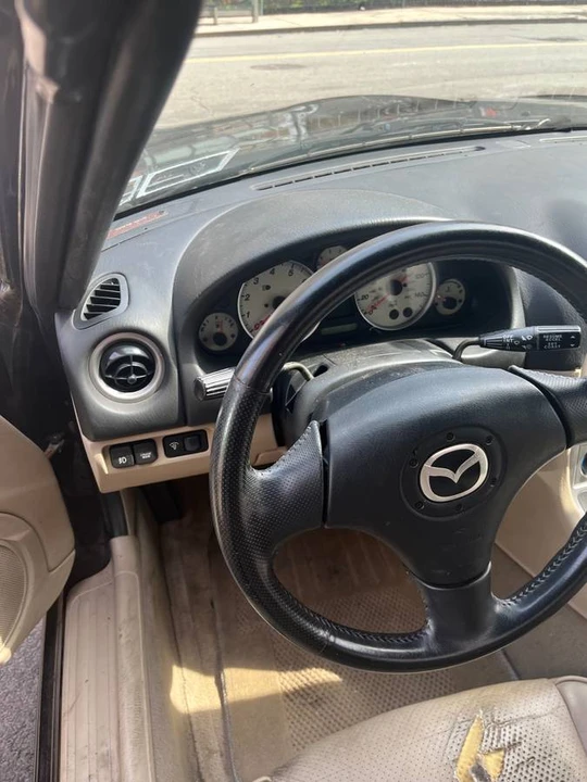 2005 Mazda NB MX-5 Miata - Image 6 of 12