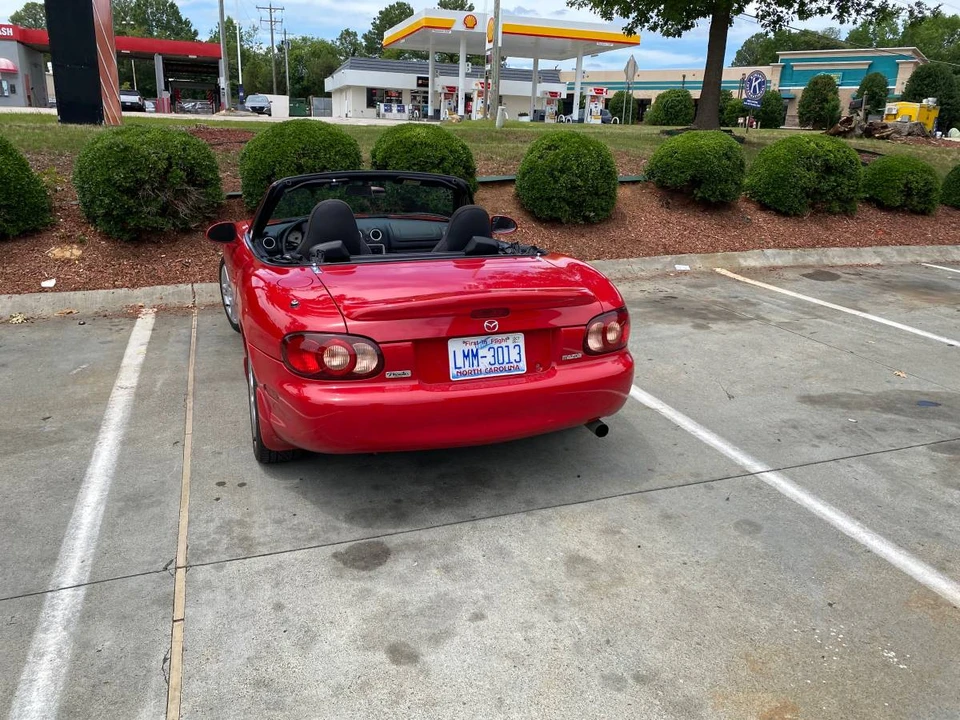 2005 Mazda NB MX-5 Miata - Image 2 of 20