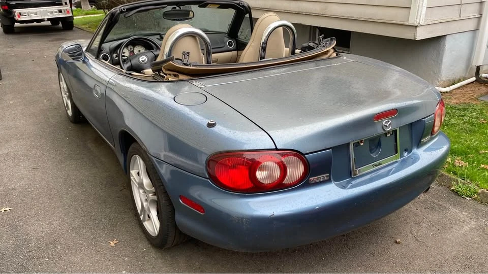 2005 Mazda NB MX-5 Miata - Image 9 of 10