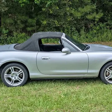 2005 Mazda MX-5 Miata LS
