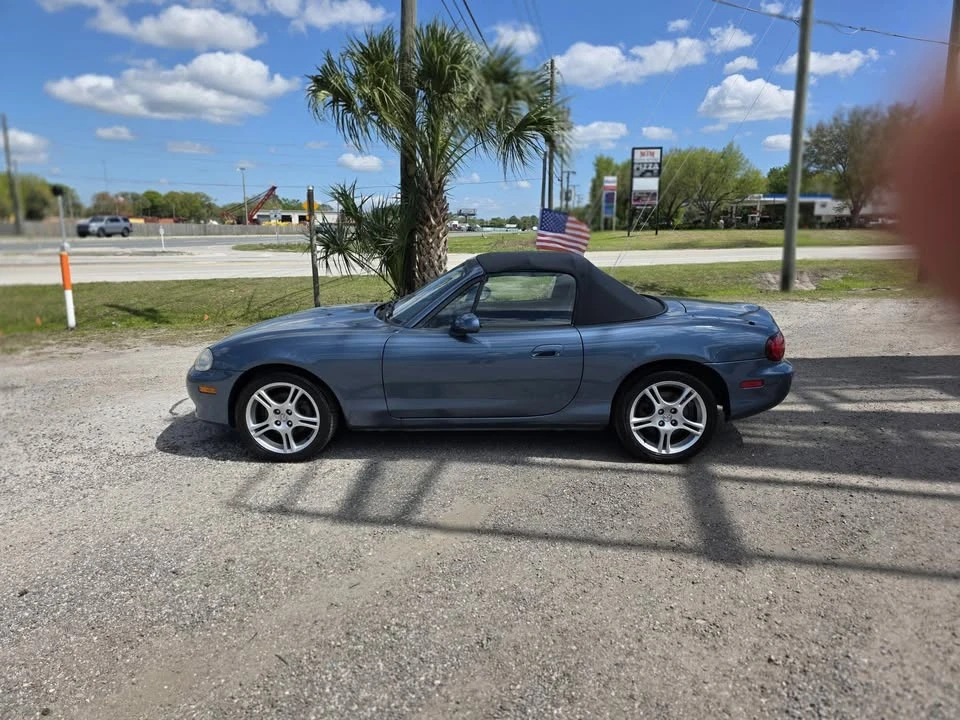 2005 Mazda NB MX-5 Miata - Image 2 of 10