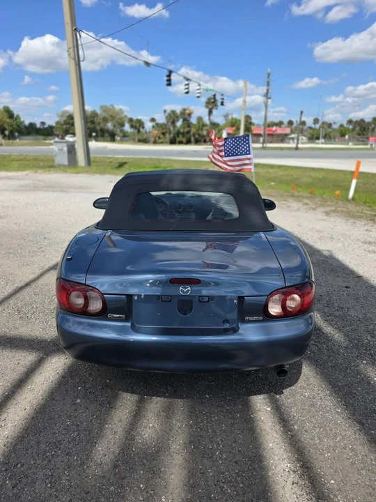 2005 Mazda NB MX-5 Miata - Image 5 of 10