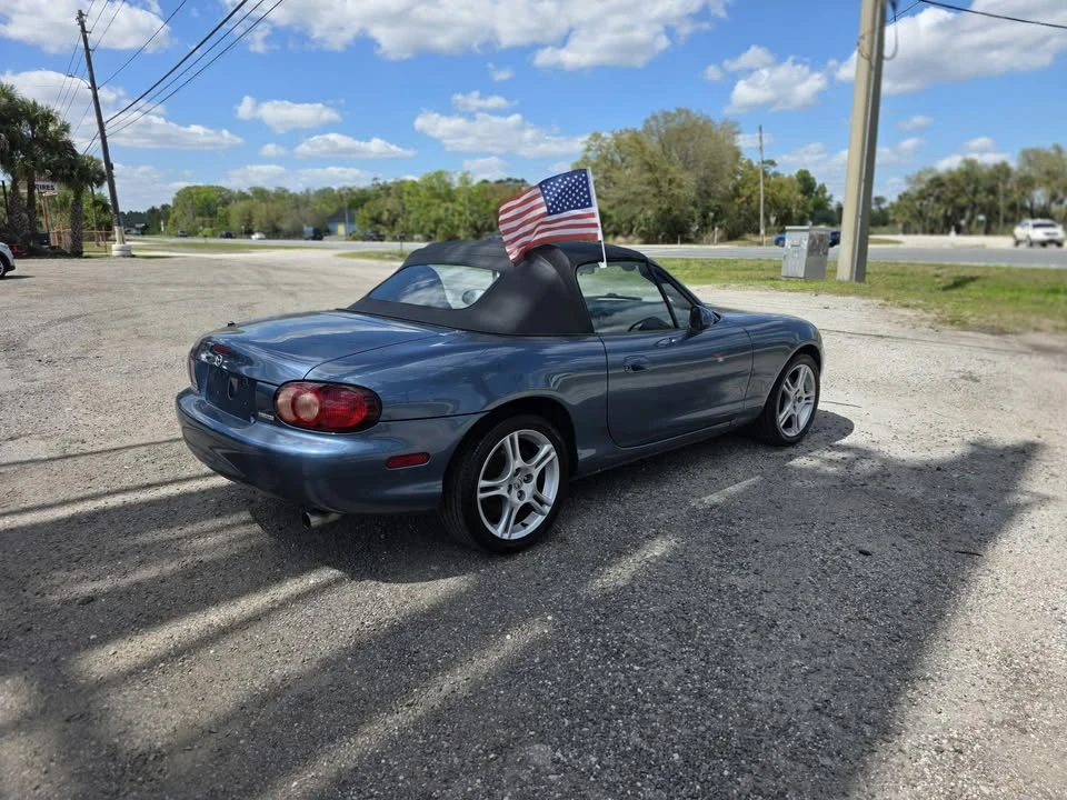 2005 Mazda NB MX-5 Miata - Image 9 of 10