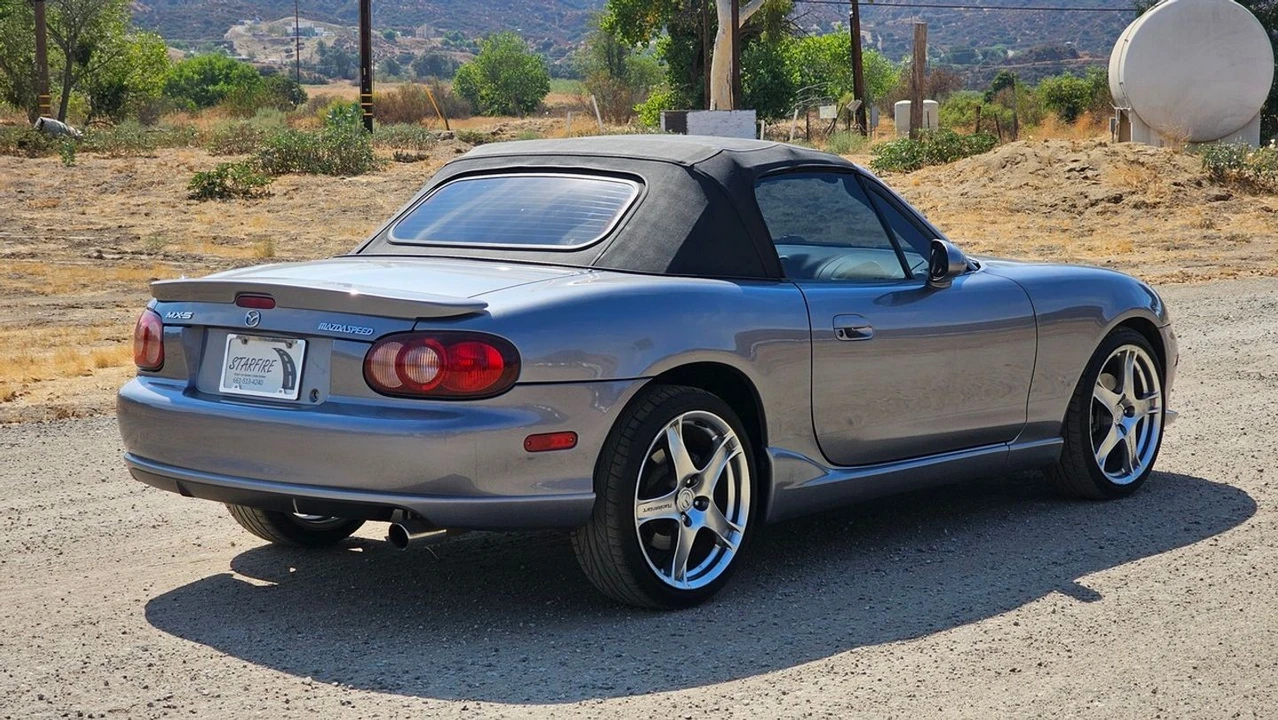 2005 Mazda NB MX-5 Miata - Image 7 of 30