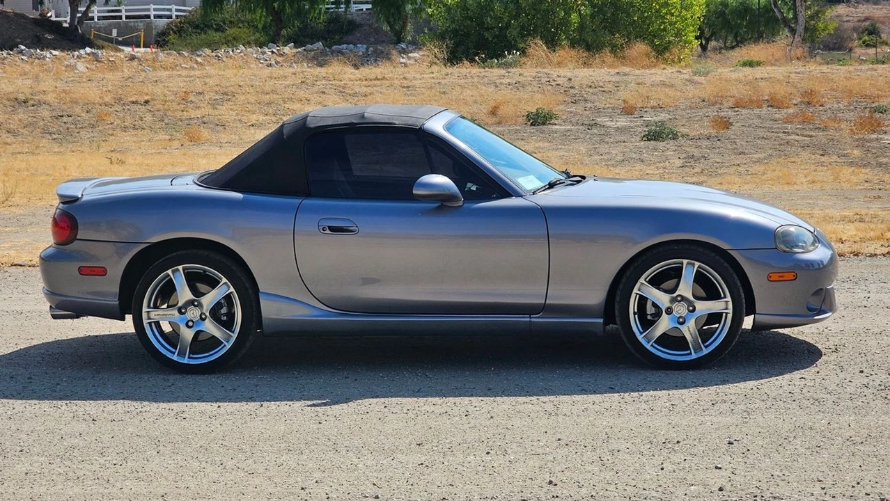 2005 Mazda NB MX-5 Miata - Image 10 of 30