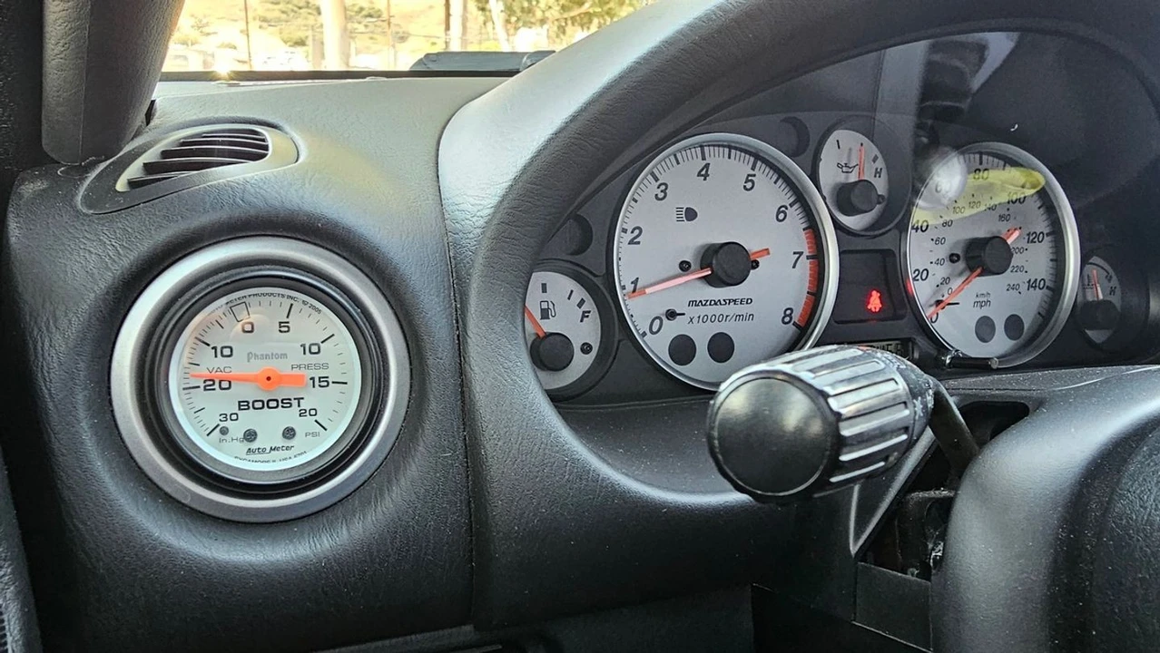 2005 Mazda NB MX-5 Miata - Image 14 of 30