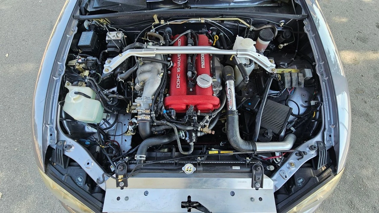 2005 Mazda NB MX-5 Miata - Image 16 of 30