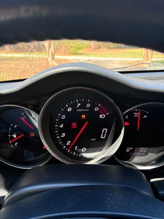 2005 Mazda RX-8 1st Gen - Image 2 of 10