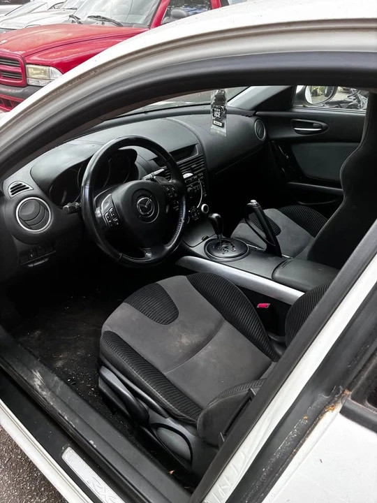 2005 Mazda RX-8 1st Gen - Image 2 of 4