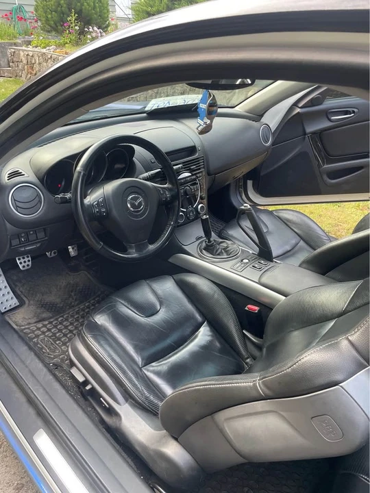 2005 Mazda RX-8 1st Gen - Image 2 of 8
