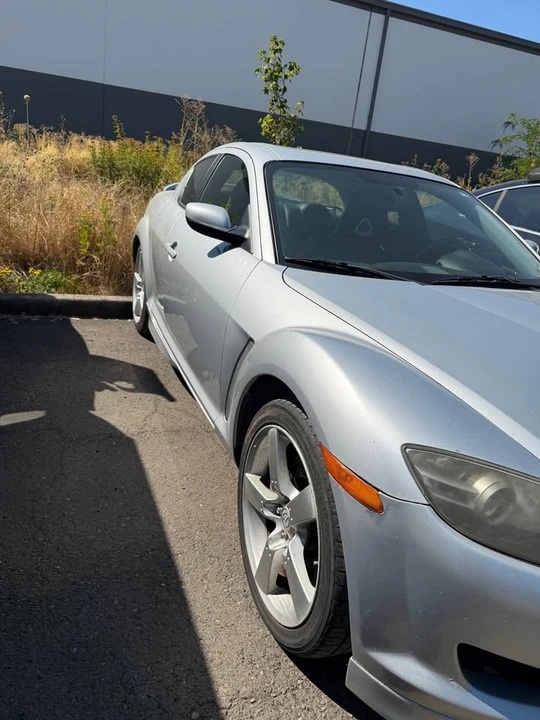 2005 Mazda RX-8 1st Gen - Image 2 of 8