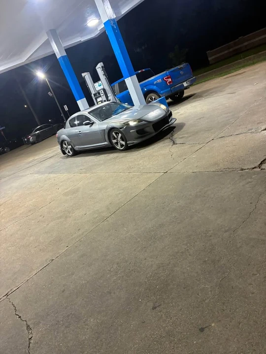 2005 Mazda RX-8 1st Gen - Image 2 of 5