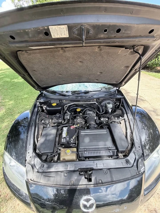 2005 Mazda RX-8 1st Gen - Image 13 of 17