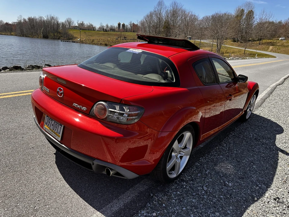 2005 Mazda RX-8 1st Gen - Image 21 of 31