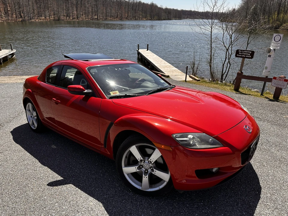 2005 Mazda RX-8 1st Gen - Image 26 of 31