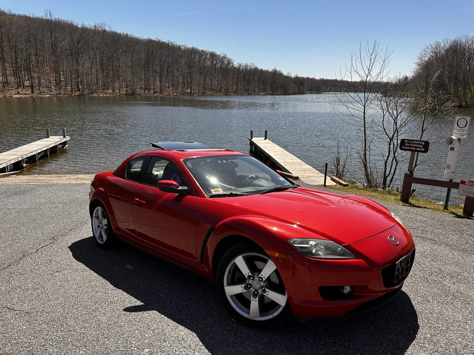 2005 Mazda RX-8 1st Gen - Image 25 of 31