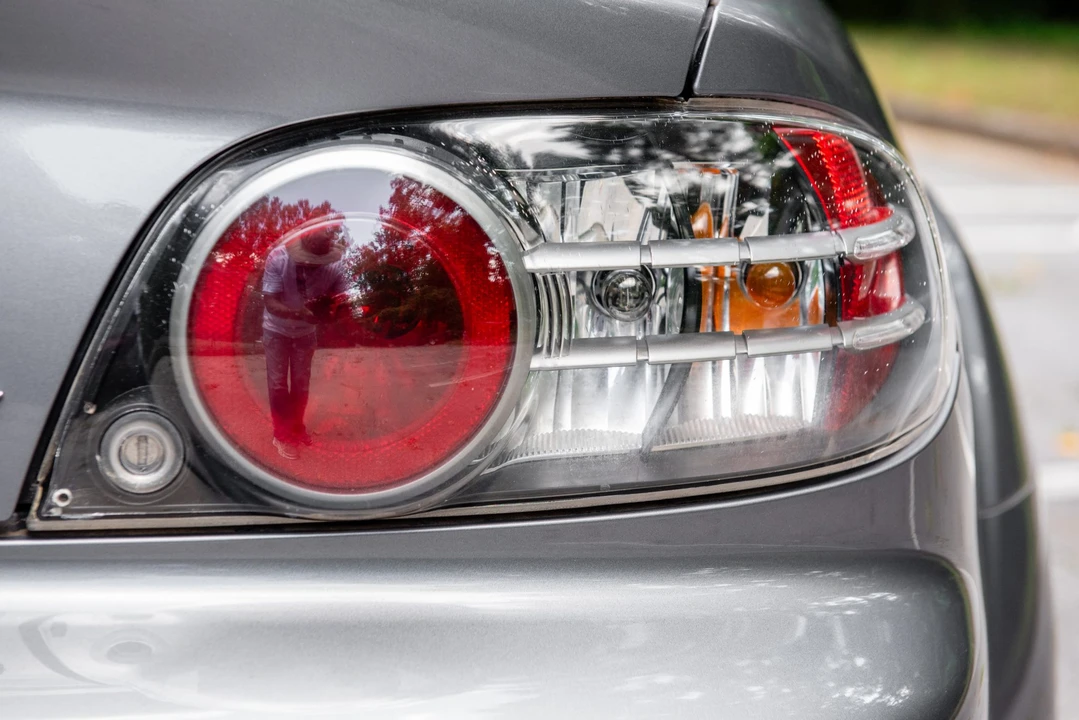 2005 Mazda RX-8 1st Gen - Image 30 of 31