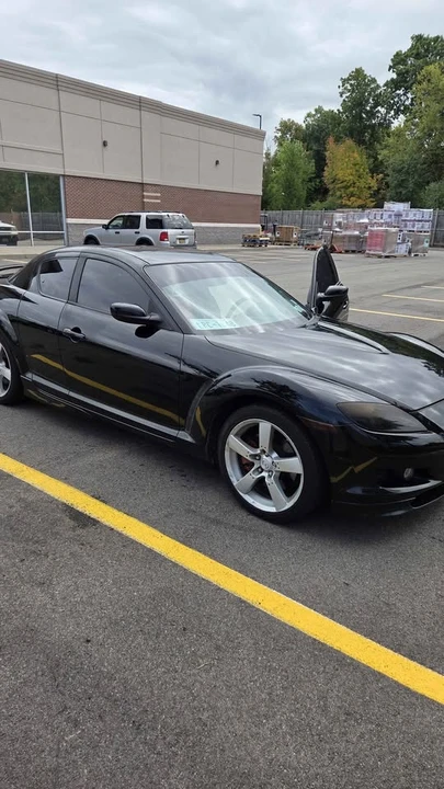 2005 Mazda RX-8 1st Gen - Image 8 of 11