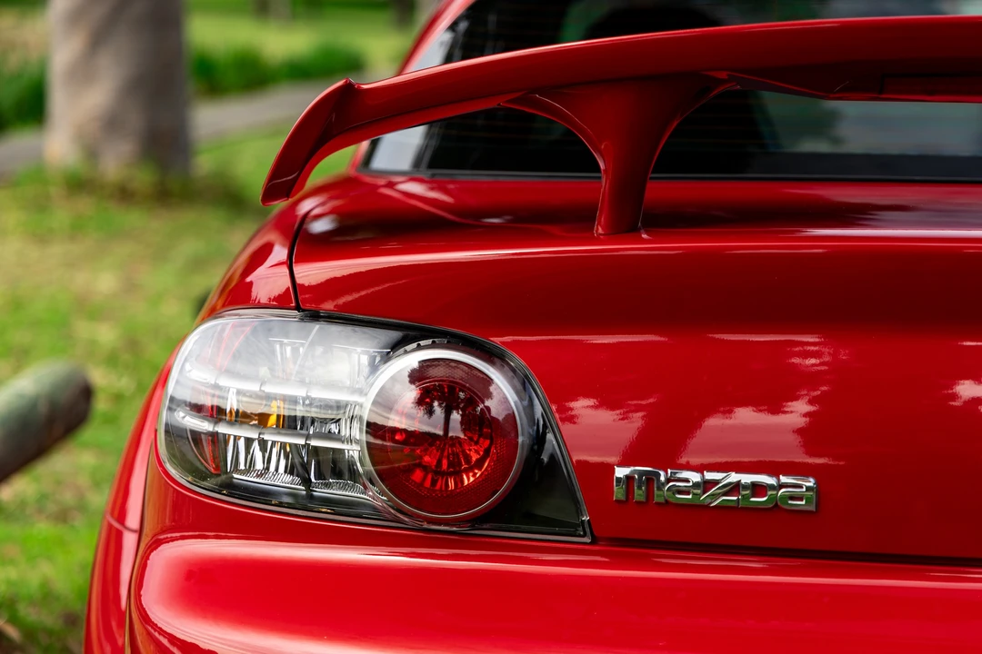 2005 Mazda RX-8 1st Gen - Image 19 of 31