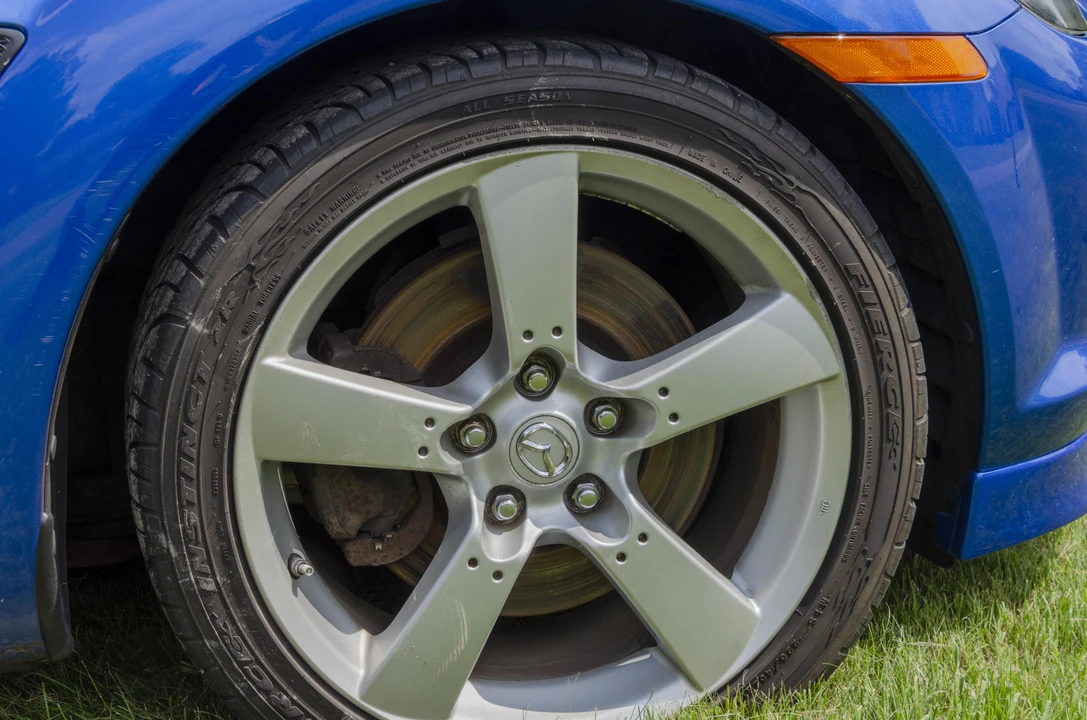 2005 Mazda RX-8 1st Gen - Image 22 of 31