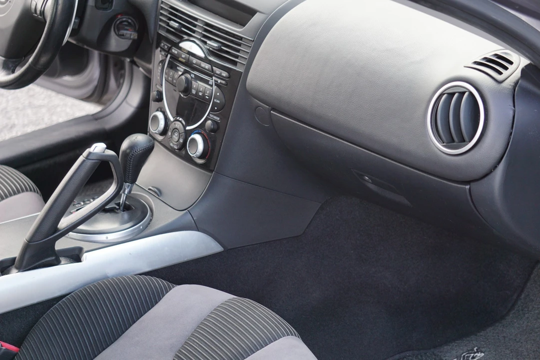 2005 Mazda RX-8 1st Gen - Image 15 of 28