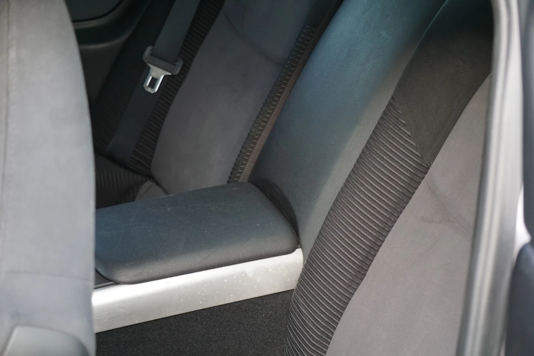 2005 Mazda RX-8 1st Gen - Image 13 of 28