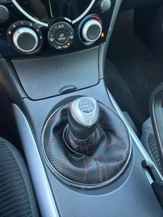 2005 Mazda RX-8 1st Gen - Image 18 of 19
